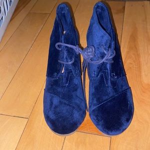 Toms women shoes- size:7.5